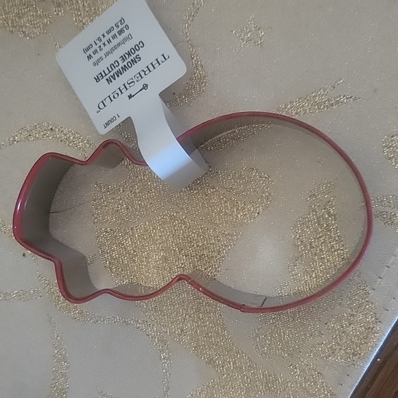 NWT Threshold 3 Metal Christmas Cookie Cutters Santa Snowman Snowflake - Picture 5 of 6